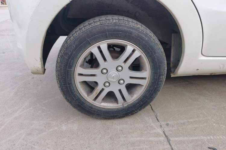 Used CHANGAN Benni mini 2012 1.0L Manual Fashion Edition China V Standard Right Rear Wheel Hub