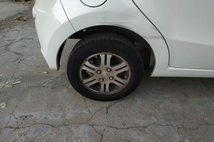 Used CHANGAN Benni mini 2012 1.0L Manual Fashion Edition China V Standard Right Rear Wheel Hub