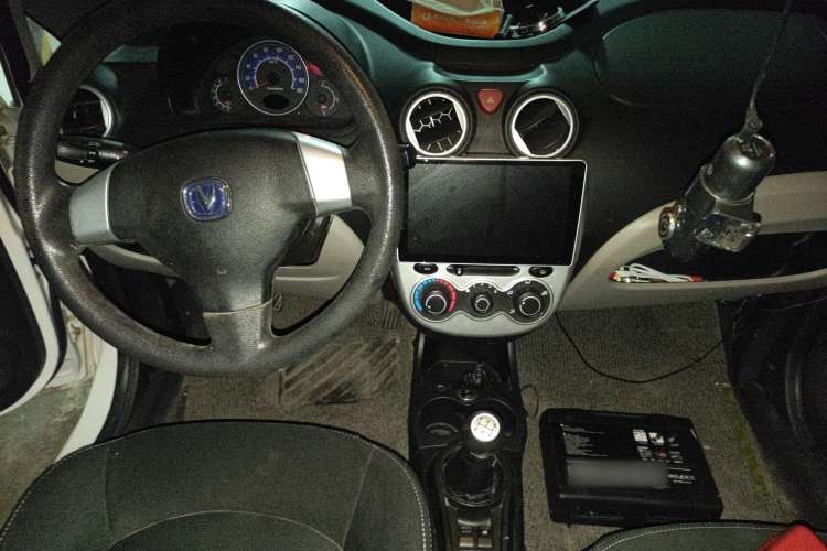 Used CHANGAN Benni mini 2012 1.0L Manual Fashion Edition China V Standard Steering Wheel