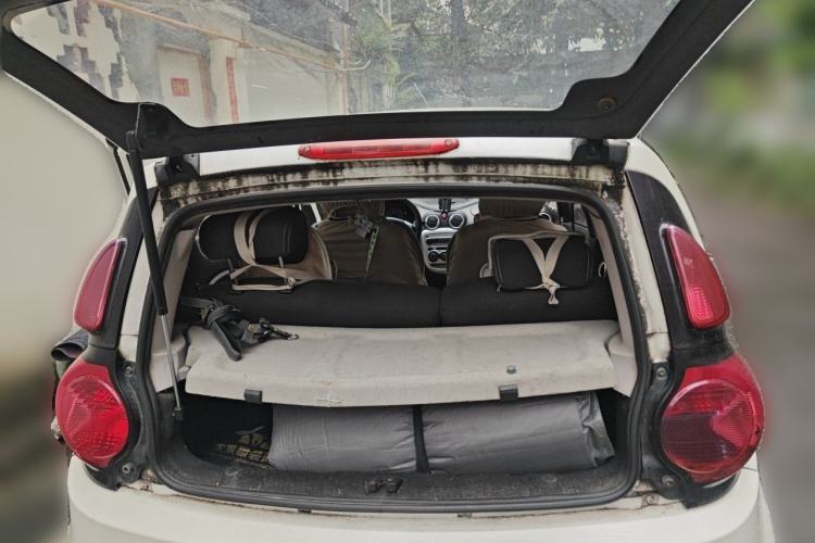 Used CHANGAN Benni mini 2012 1.0L IMT Fashion Edition China IV Standard Trunk
