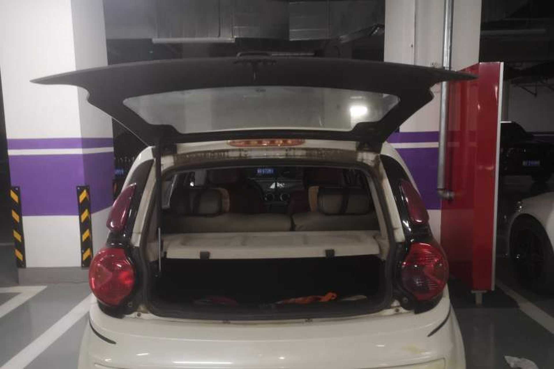 Used CHANGAN Benni mini 2012 1.0L IMT Fashion Edition China IV Standard Trunk