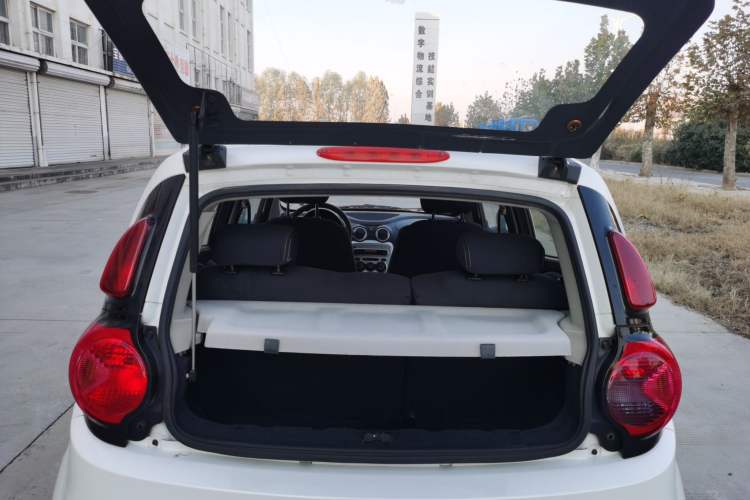 Used CHANGAN Benni mini 2012 1.0L Manual Fashion Edition China V Standard Trunk