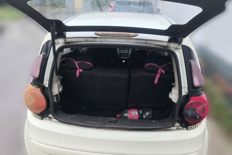 Used CHANGAN Benni mini 2012 1.0L Manual Fashion Edition China IV Standard Trunk