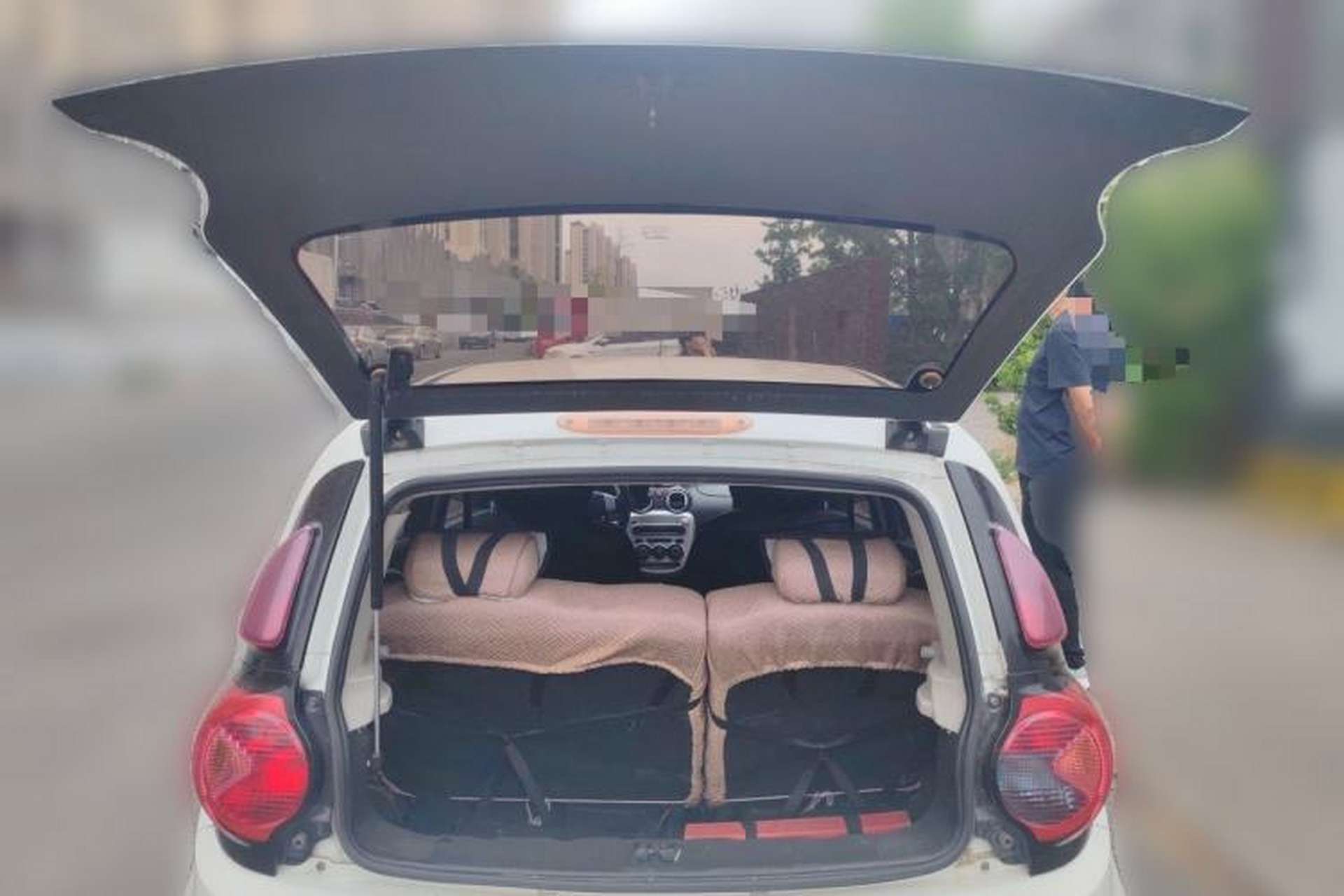 Used CHANGAN Benni mini 2012 1.0L Manual Fashion Edition China V Standard Trunk