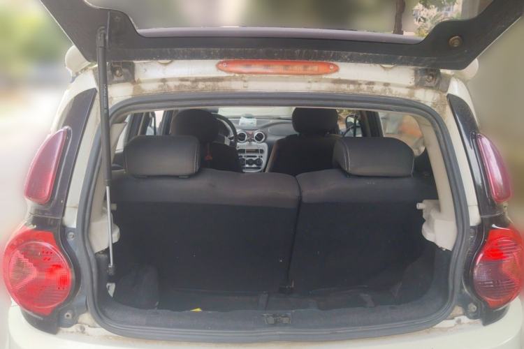 Used CHANGAN Benni mini 2012 1.0L Manual Fashion Edition China IV Standard Trunk