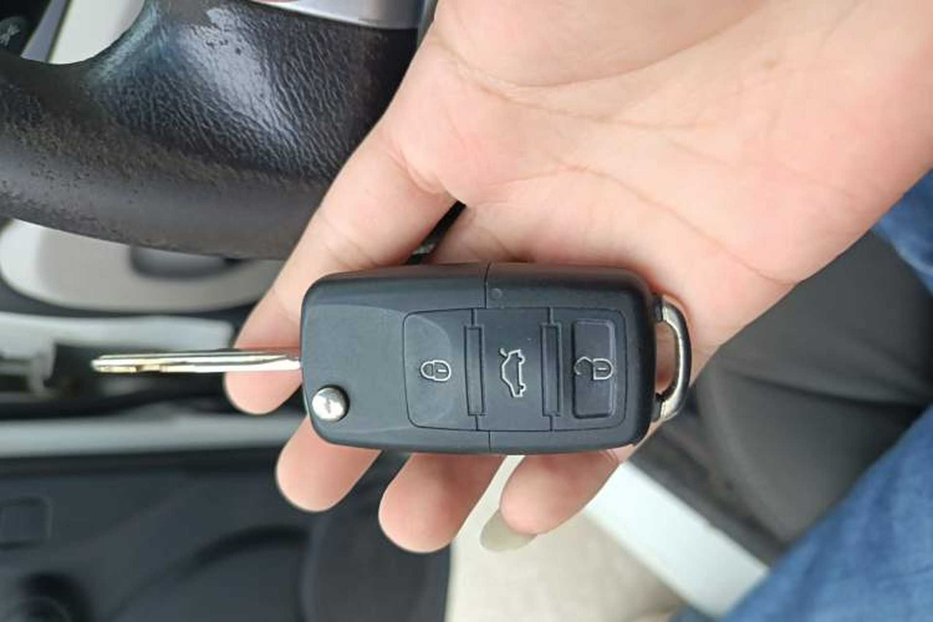 Used CHANGAN Benni mini 2012 1.0L Manual Fashion Edition China IV Standard Vehicle Key