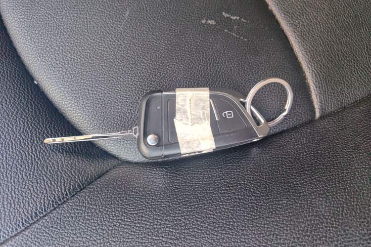 Used CHANGAN Benni mini 2012 1.0L Manual Fashion Edition China V Standard Vehicle Key