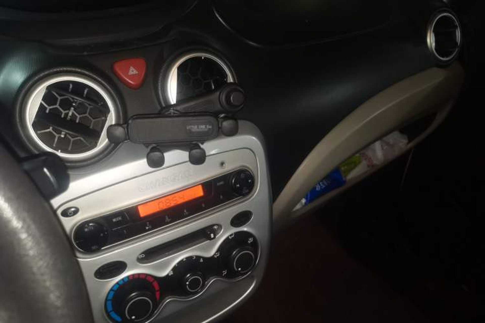 Used CHANGAN Benni mini 2012 1.0L Manual Fashion Edition China V Standard Audio And AC Panel