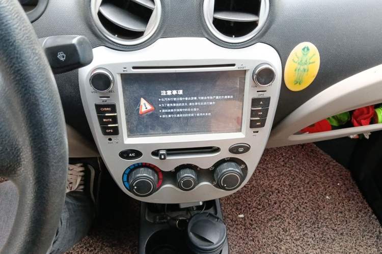 Used CHANGAN Benni mini 2012 1.0L Manual Fashion Edition China IV Standard Audio And AC Panel