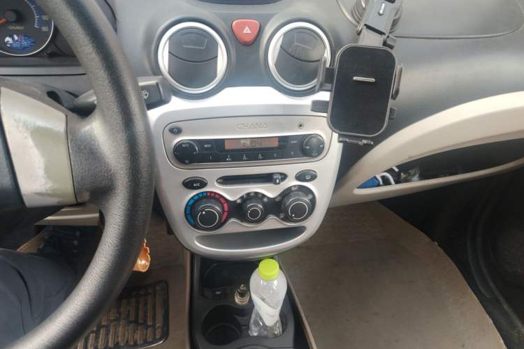 Used CHANGAN Benni mini 2012 1.0L Manual Fashion Edition China IV Standard Audio And AC Panel