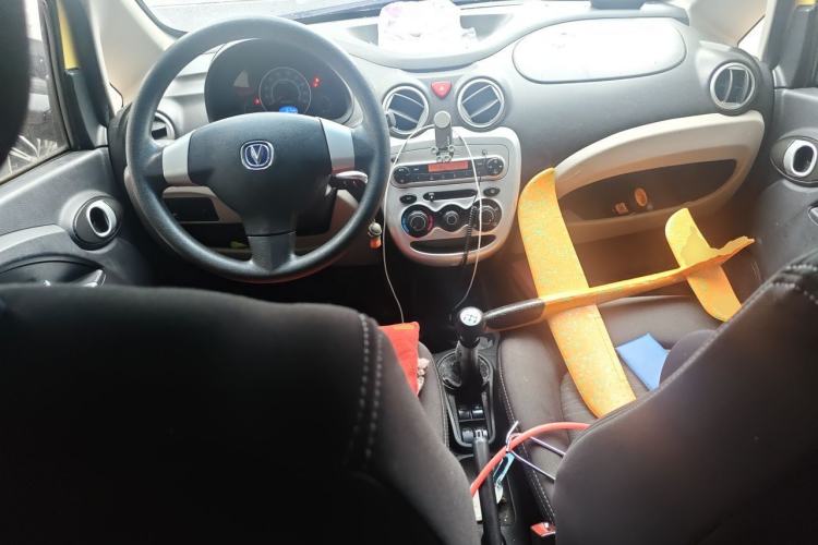 Used CHANGAN Benni mini 2012 1.0L Manual Fashion Edition China IV Standard Center Console