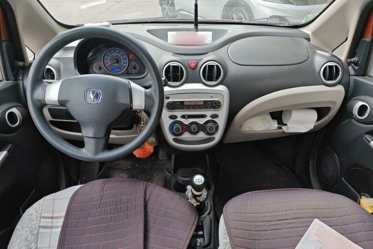 Used CHANGAN Benni mini 2012 1.0L Manual Family Edition China IV Standard Center Console