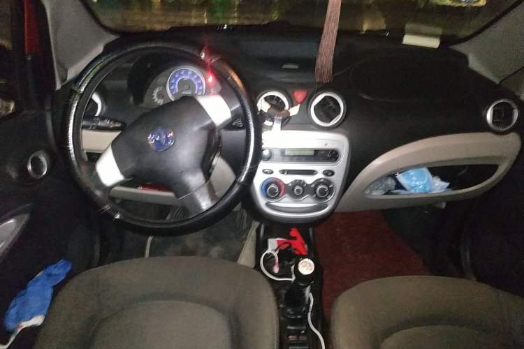 Used CHANGAN Benni mini 2012 1.0L Manual Fashion Edition China V Standard Center Console