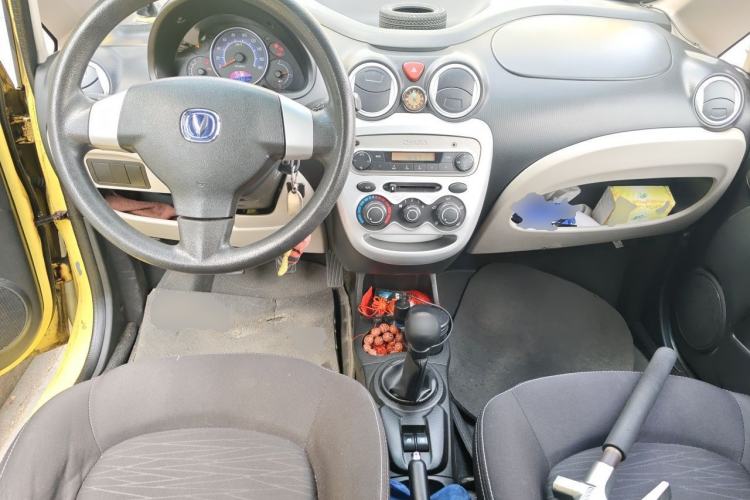Used CHANGAN Benni mini 2012 1.0L Manual Family Edition China V Standard Center Console