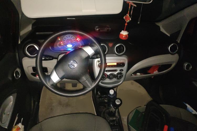Used CHANGAN Benni mini 2012 1.0L Manual Fashion Edition China V Standard Center Console