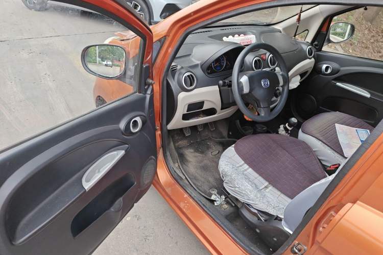 Used CHANGAN Benni mini 2012 1.0L Manual Family Edition China IV Standard Driver Seat