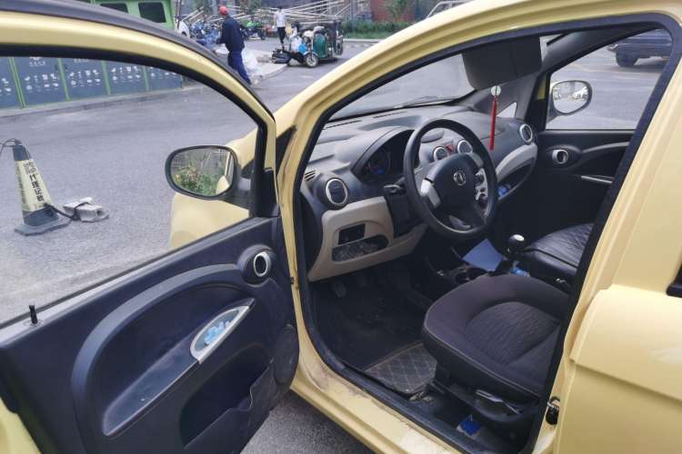 Used CHANGAN Benni mini 2012 1.0L Manual Fashion Edition China IV Standard Driver Seat