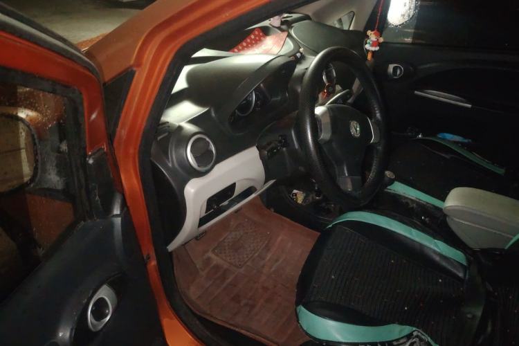 Used CHANGAN Benni mini 2012 1.0L Manual Fashion Edition China IV Standard Driver Seat