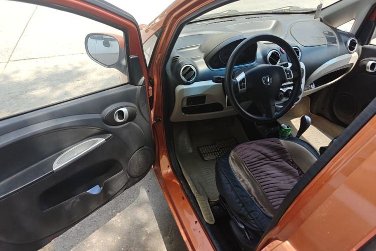 Used CHANGAN Benni mini 2012 1.0L IMT Navigation Version China IV Standard Driver Seat