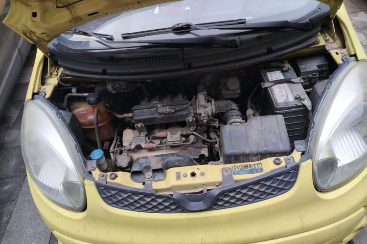 Used CHANGAN Benni mini 2012 1.0L Manual Family Edition China V Standard Engine Bay