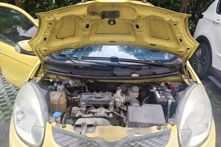 Used CHANGAN Benni mini 2012 1.0L Manual Fashion Edition China IV Standard Engine Bay