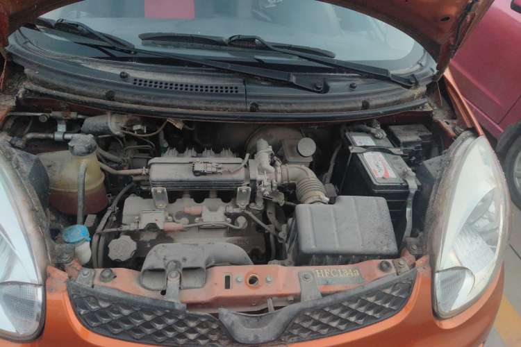 Used CHANGAN Benni mini 2012 1.0L Manual Fashion Edition China V Standard Engine Bay