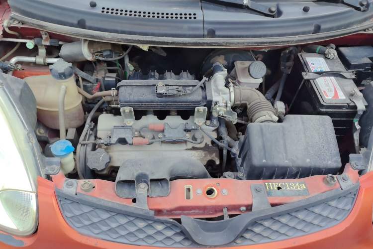 Used CHANGAN Benni mini 2012 1.0L Manual Fashion Edition China V Standard Engine Bay