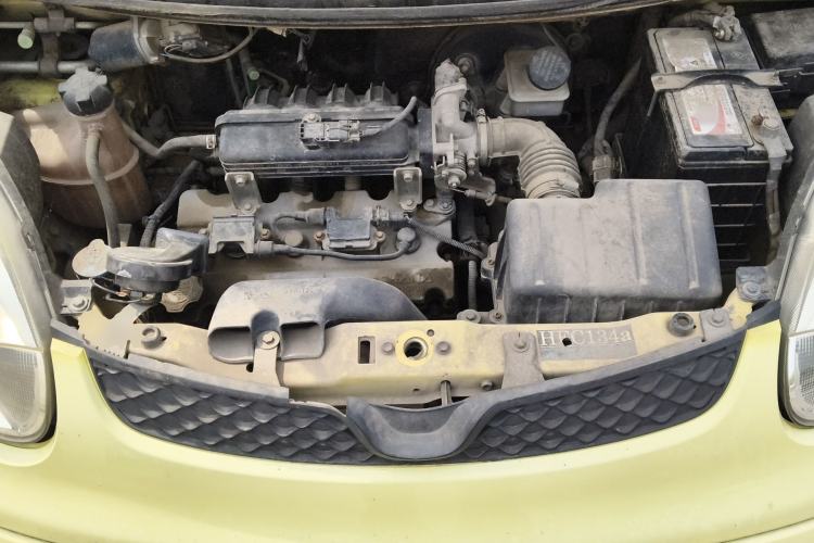 Used CHANGAN Benni mini 2012 1.0L Manual Family Edition China IV Standard Engine Bay