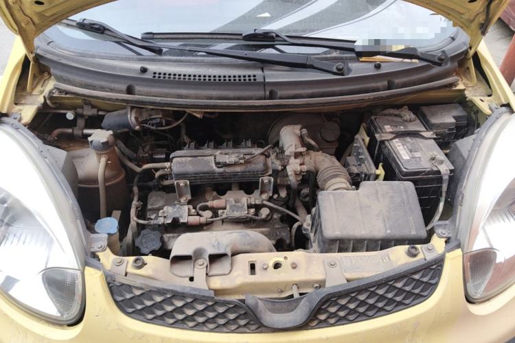 Used CHANGAN Benni mini 2012 1.0L IMT Navigation Version China IV Standard Engine Bay
