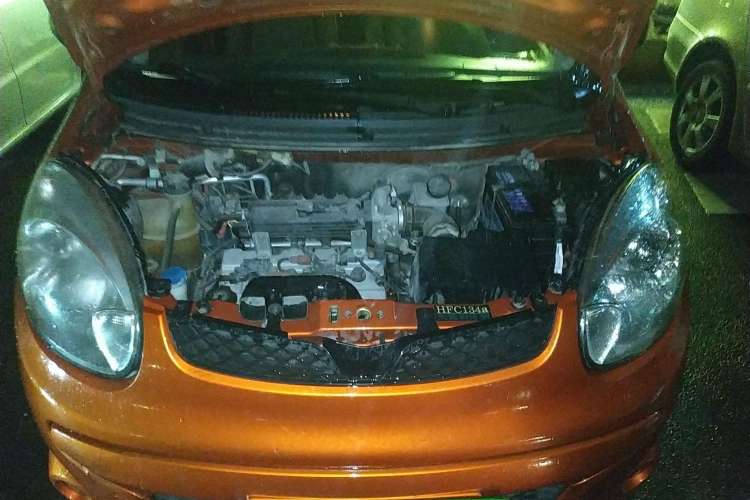 Used CHANGAN Benni mini 2012 1.0L Manual Fashion Edition China V Standard Engine Bay