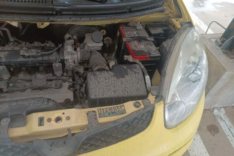 Used CHANGAN Benni mini 2012 1.0L Manual Fashion Edition China IV Standard Engine Bay Left