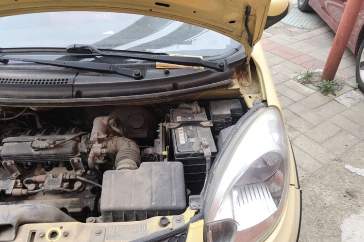 Used CHANGAN Benni mini 2012 1.0L IMT Navigation Version China IV Standard Engine Bay Left