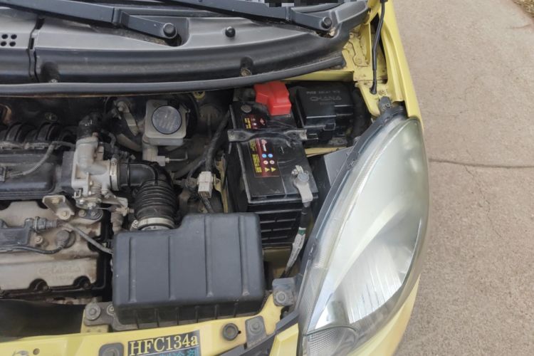 Used CHANGAN Benni mini 2012 1.0L Manual Fashion Edition China IV Standard Engine Bay Left