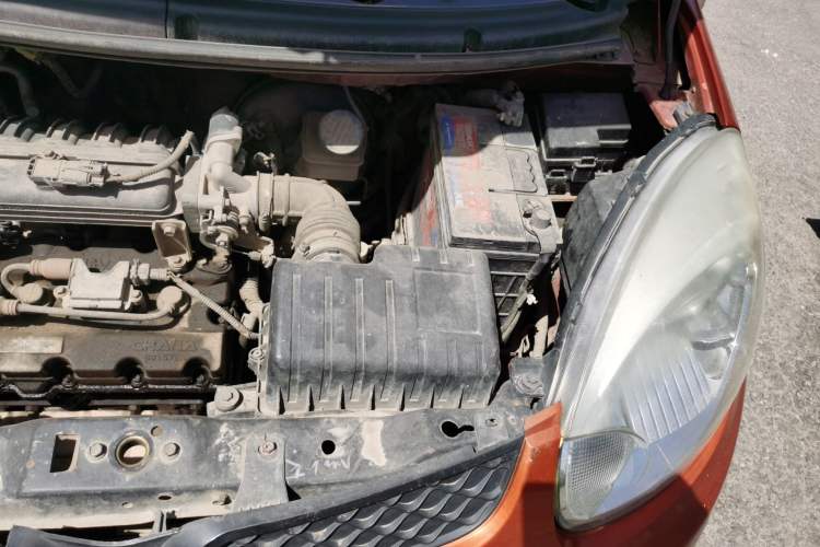 Used CHANGAN Benni mini 2012 1.0L Manual Fashion Edition China V Standard Engine Bay Left