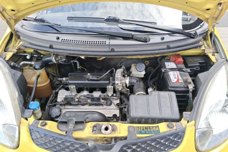 Used CHANGAN Benni mini 2012 1.0L Manual Family Edition China V Standard Engine Bay