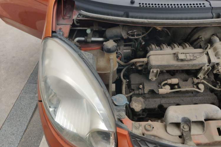Used CHANGAN Benni mini 2012 1.0L Manual Fashion Edition China IV Standard Engine Bay Right