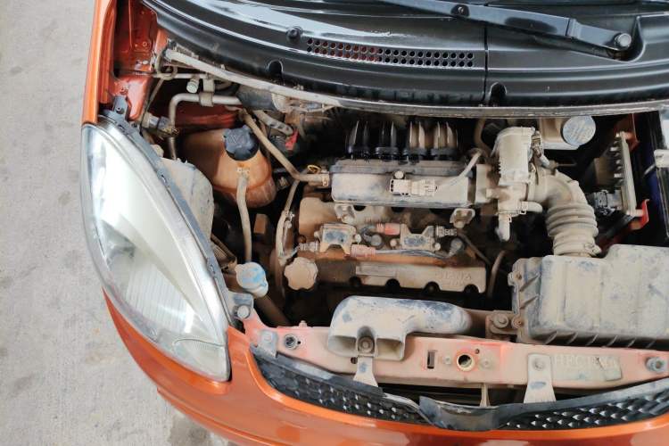 Used CHANGAN Benni mini 2012 1.0L IMT Fashion Edition China IV Standard Engine Bay Right
