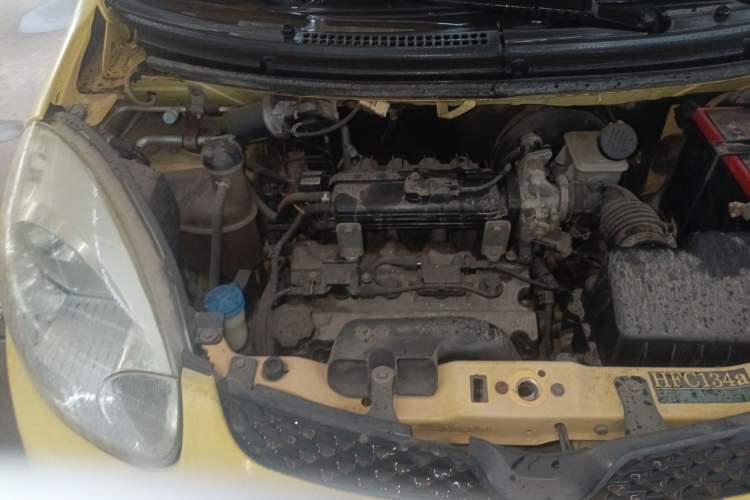 Used CHANGAN Benni mini 2012 1.0L Manual Fashion Edition China IV Standard Engine Bay Right