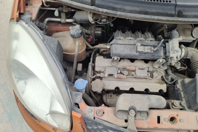 Used CHANGAN Benni mini 2012 1.0L Manual Fashion Edition China V Standard Engine Bay Right