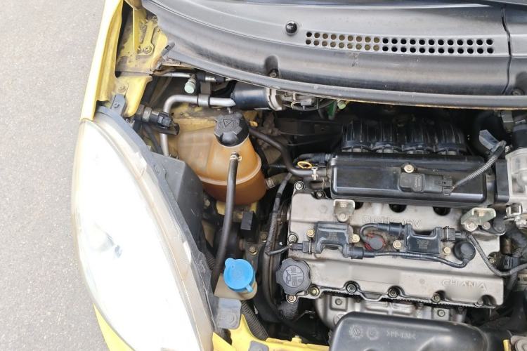 Used CHANGAN Benni mini 2012 1.0L Manual Family Edition China V Standard Engine Bay Right