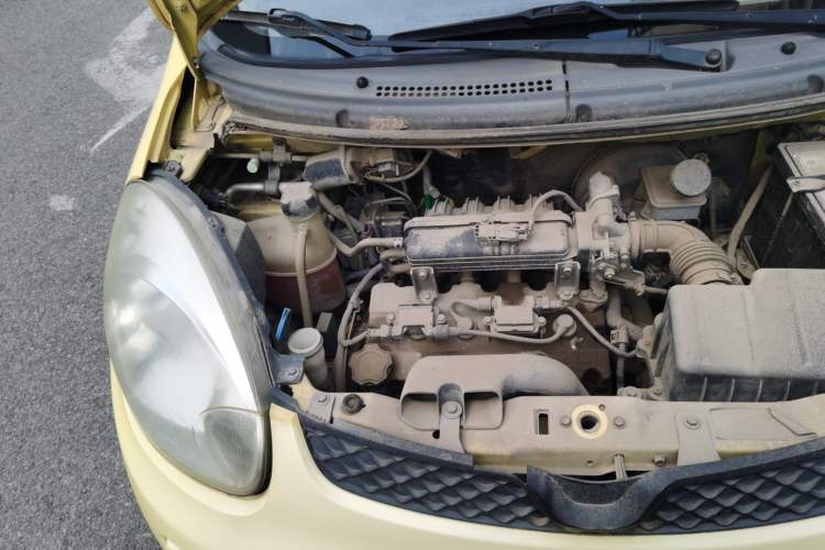 Used CHANGAN Benni mini 2012 1.0L Manual Fashion Edition China IV Standard Engine Bay Right