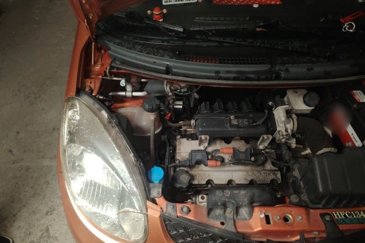 Used CHANGAN Benni mini 2012 1.0L Manual Fashion Edition China IV Standard Engine Bay Right