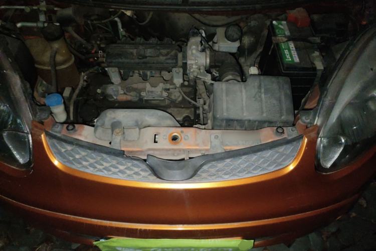 Used CHANGAN Benni mini 2012 1.0L Manual Fashion Edition China V Standard Engine Bay