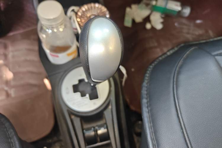 Used CHANGAN Benni mini 2012 1.0L IMT Fashion Edition China IV Standard Gear Lever