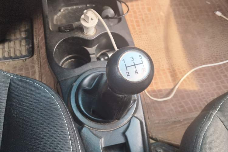 Used CHANGAN Benni mini 2012 1.0L Manual Family Edition China IV Standard Gear Lever