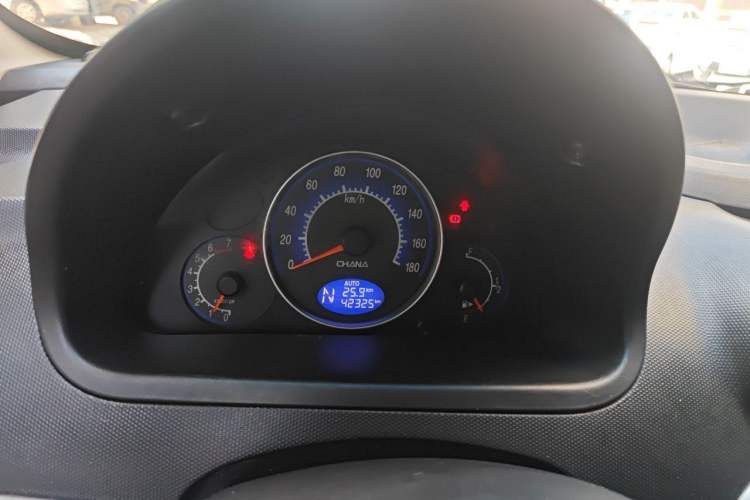 Used CHANGAN Benni mini 2012 1.0L IMT Fashion Edition China IV Standard Instrument Cluster