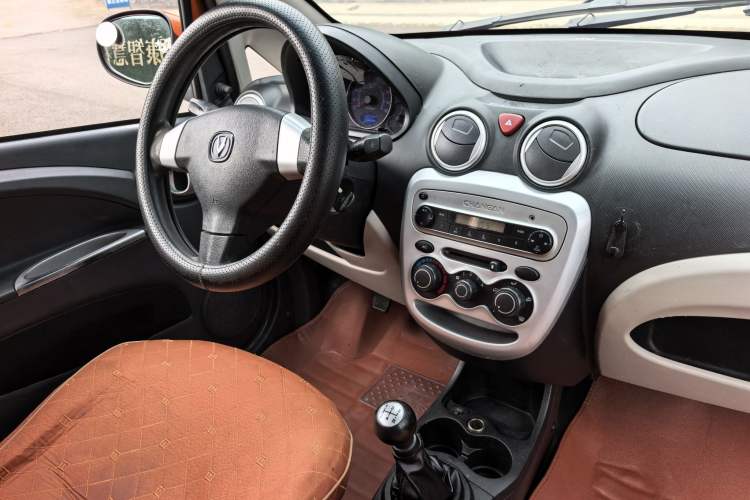 Used CHANGAN Benni mini 2012 1.0L Manual Family Edition China V Standard Interior 1