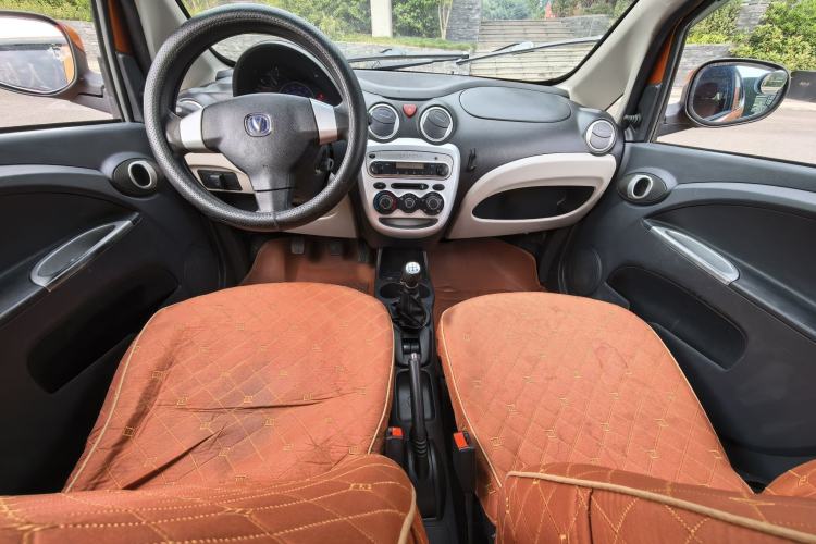 Used CHANGAN Benni mini 2012 1.0L Manual Family Edition China V Standard Interior 4