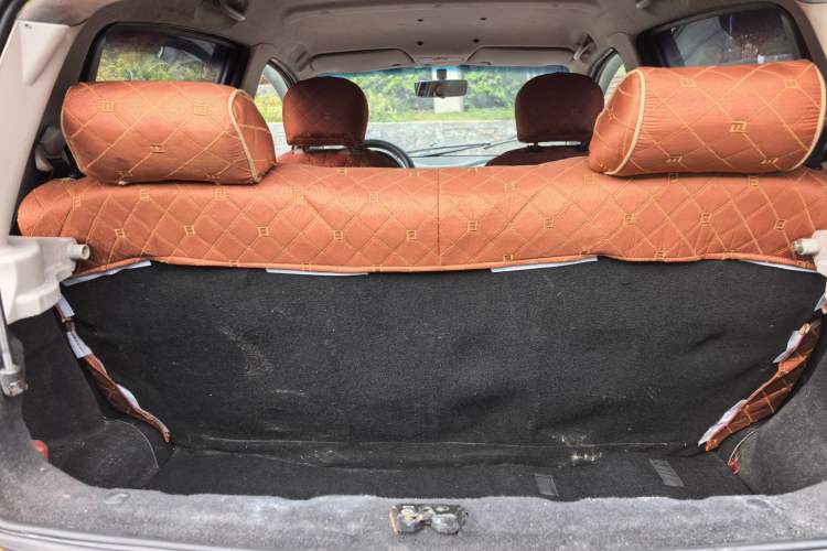 Used CHANGAN Benni mini 2012 1.0L Manual Family Edition China V Standard Interior 5