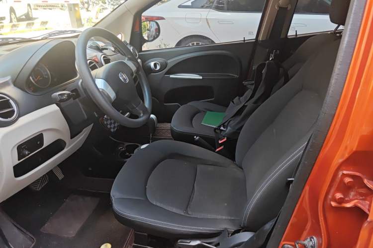 Used CHANGAN Benni mini 2012 1.0L IMT Fashion Edition China IV Standard Left Front Seat